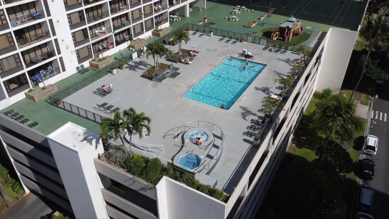 Waikiki Banyan 1Br With Great Ocean Views, Steps To Beach & Parking! Honolulu Eksteriør billede