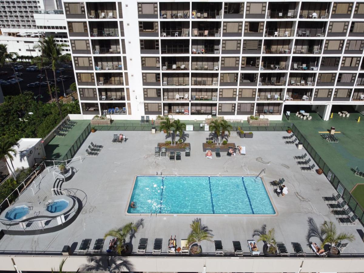 Waikiki Banyan 1Br With Great Ocean Views, Steps To Beach & Parking! Honolulu Eksteriør billede