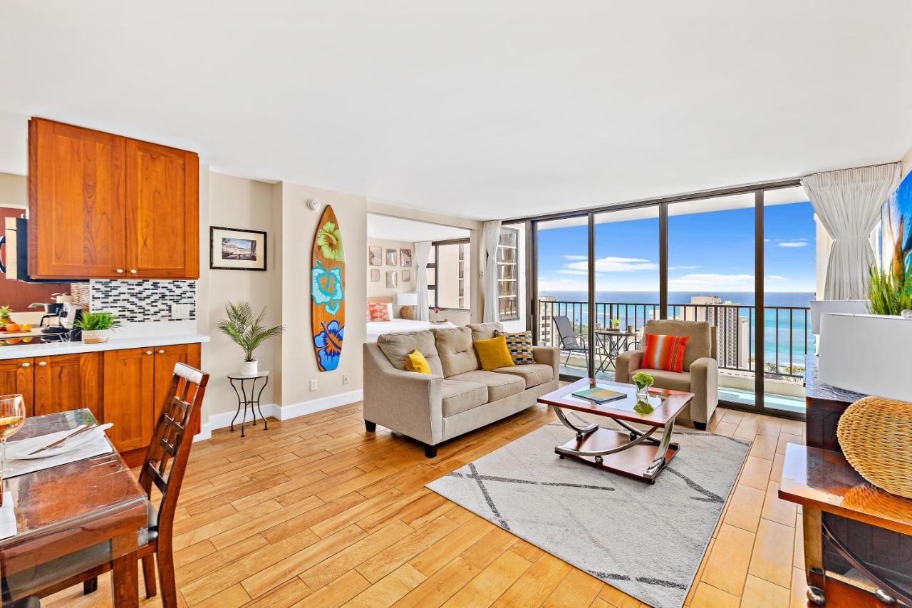 Waikiki Banyan 1Br With Great Ocean Views, Steps To Beach & Parking! Honolulu Eksteriør billede