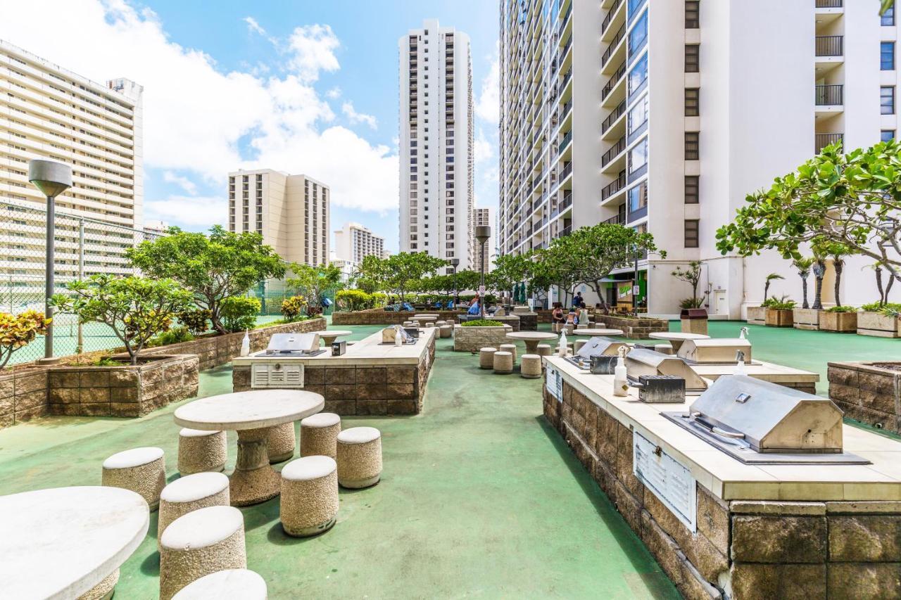 Waikiki Banyan 1Br With Great Ocean Views, Steps To Beach & Parking! Honolulu Værelse billede